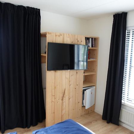 Veugelvrie Apartment Kamperland Bagian luar foto